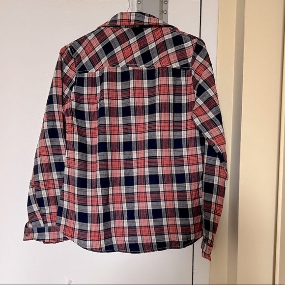 Cotton button down shirt in size small - Picture 2 of 6